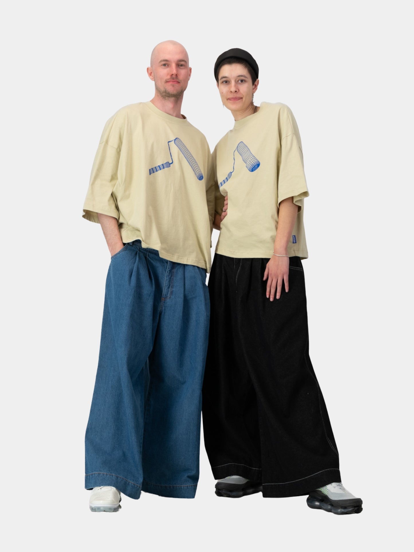 Roller Brush Stone Tee