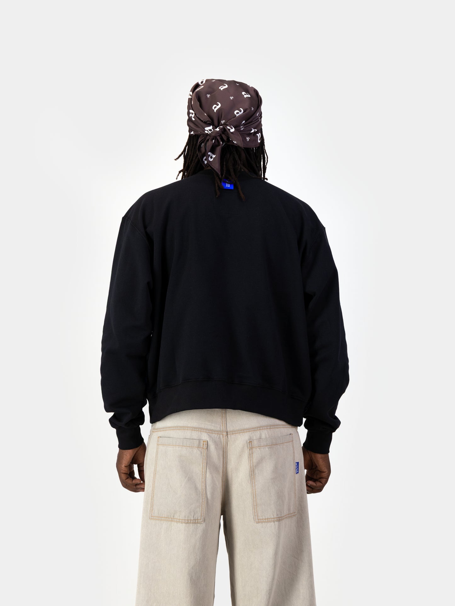 The Uniform Sweater - Black