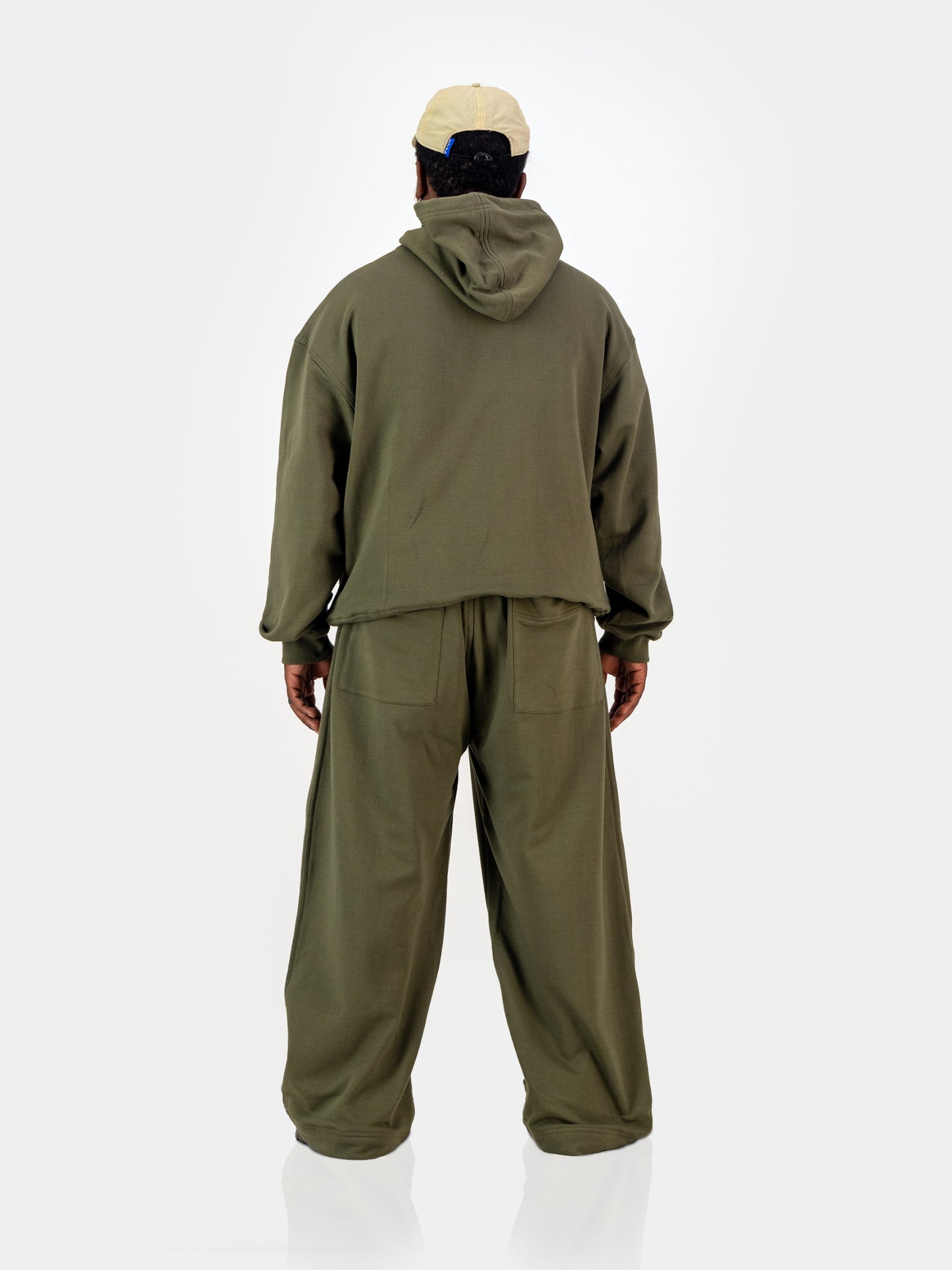Studio Hoodie - Olive