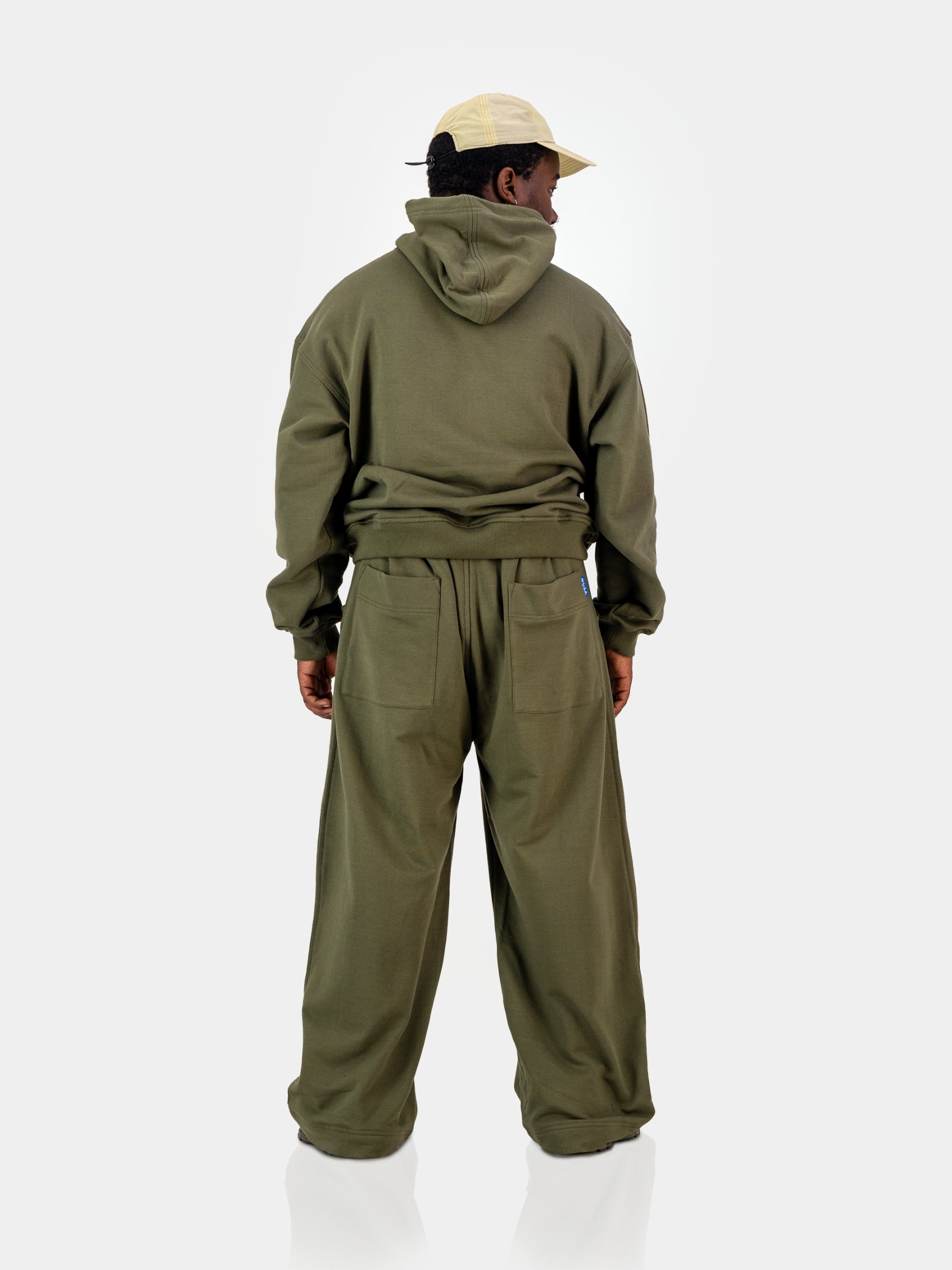 Studio Hoodie - Olive