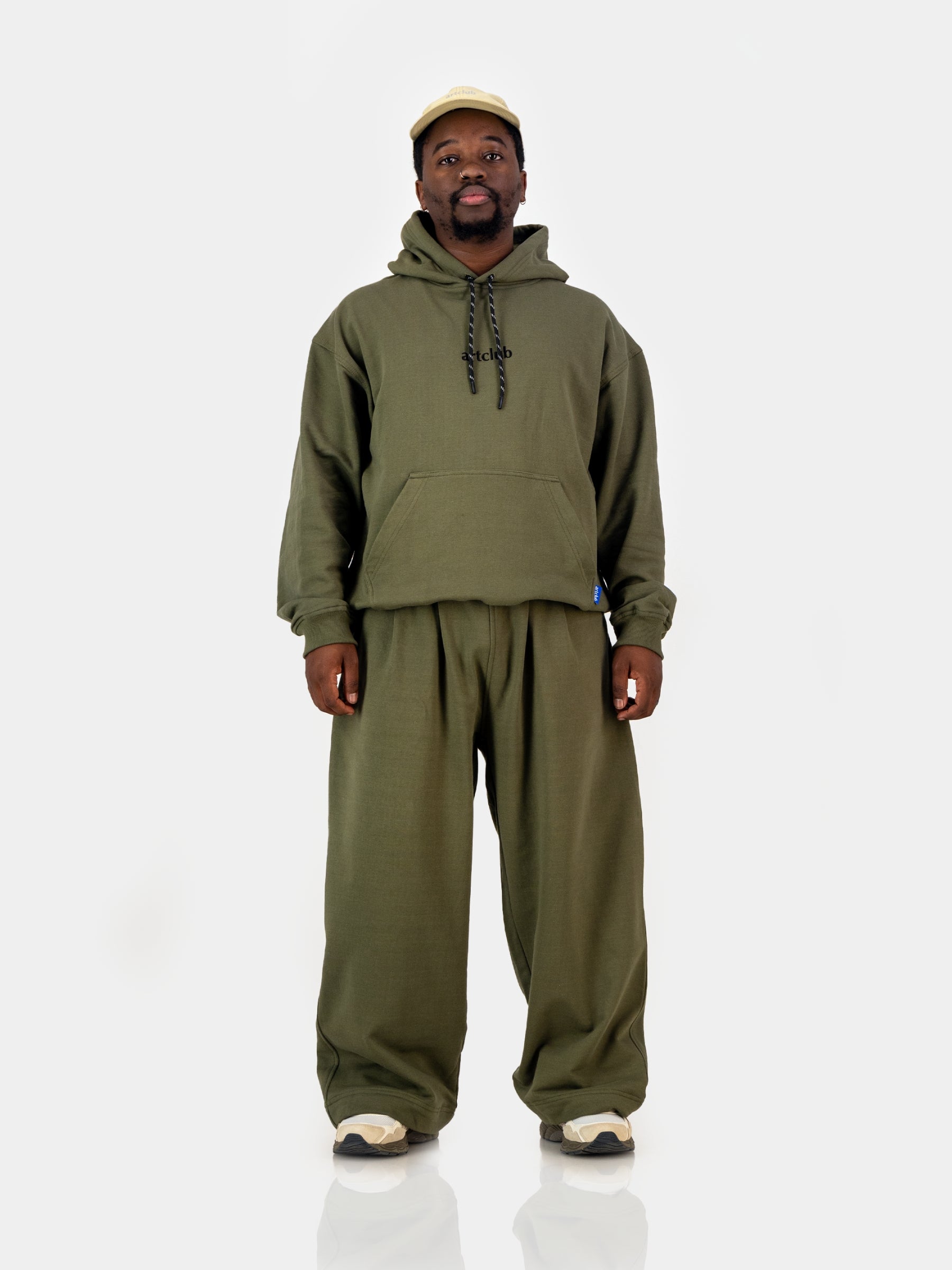 Studio Hoodie - Olive