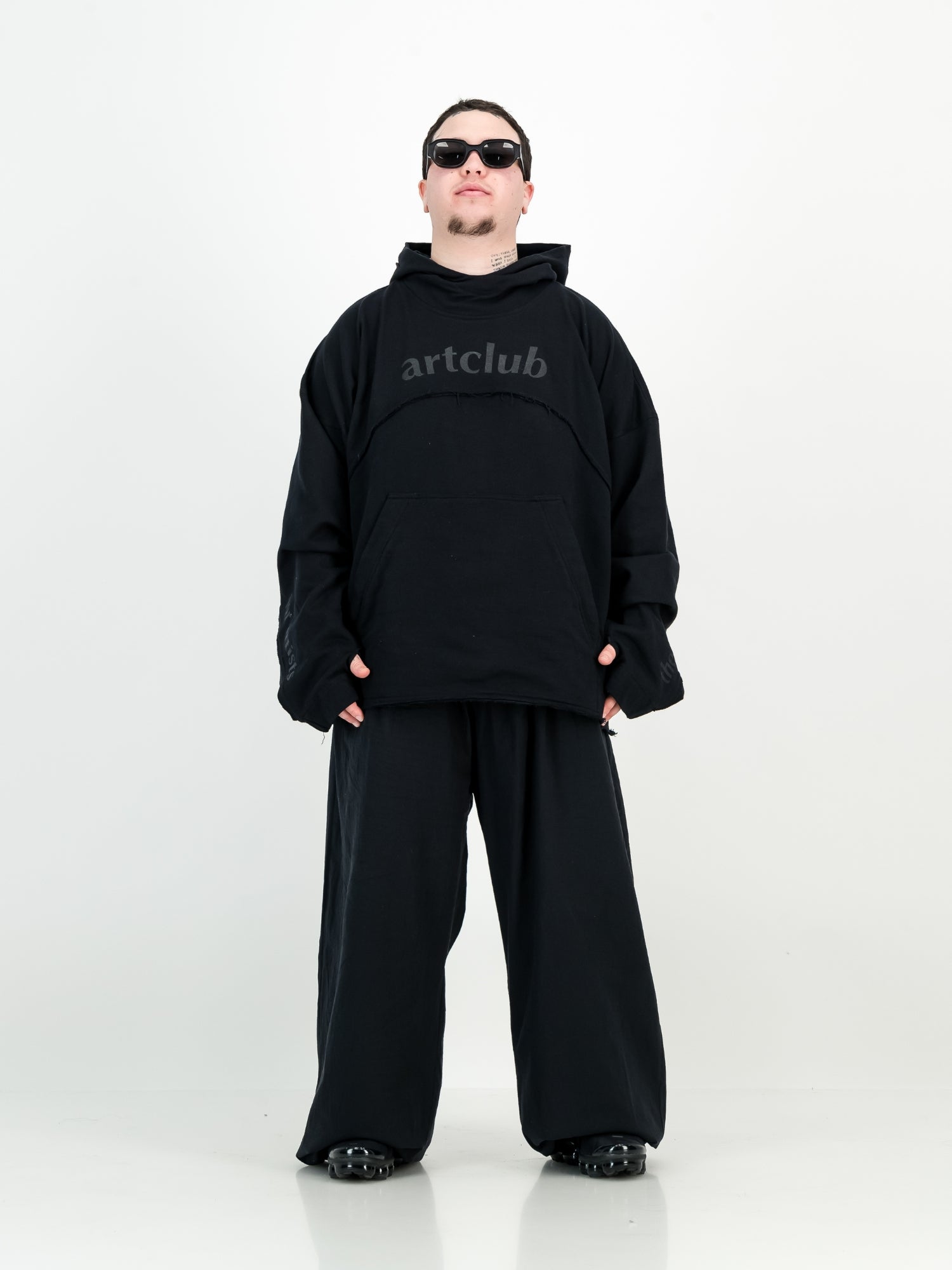 Engineered Hoodie - Kohl – Artclub and Friends