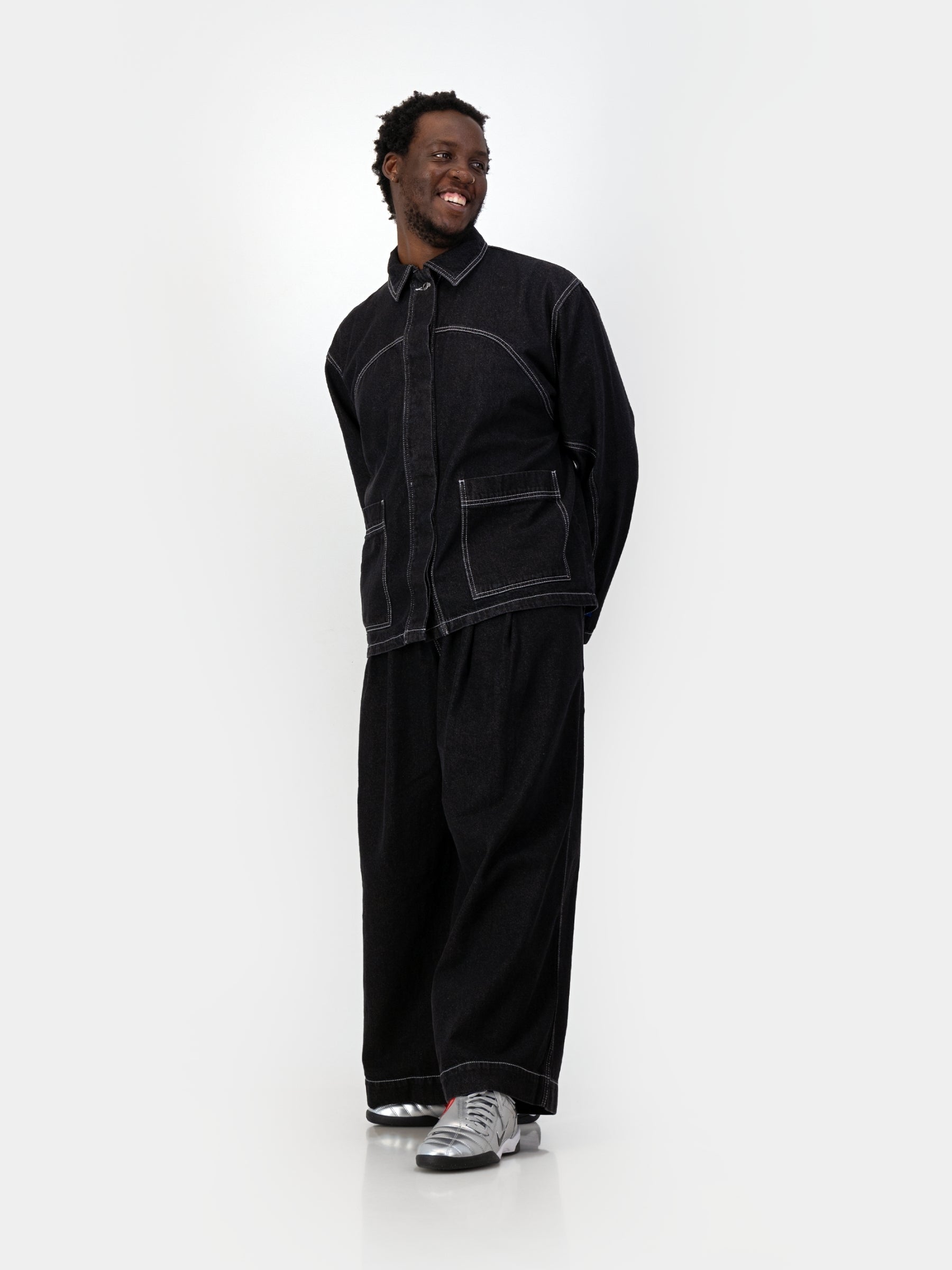 Cropped Engineered Denim Jacket - Black