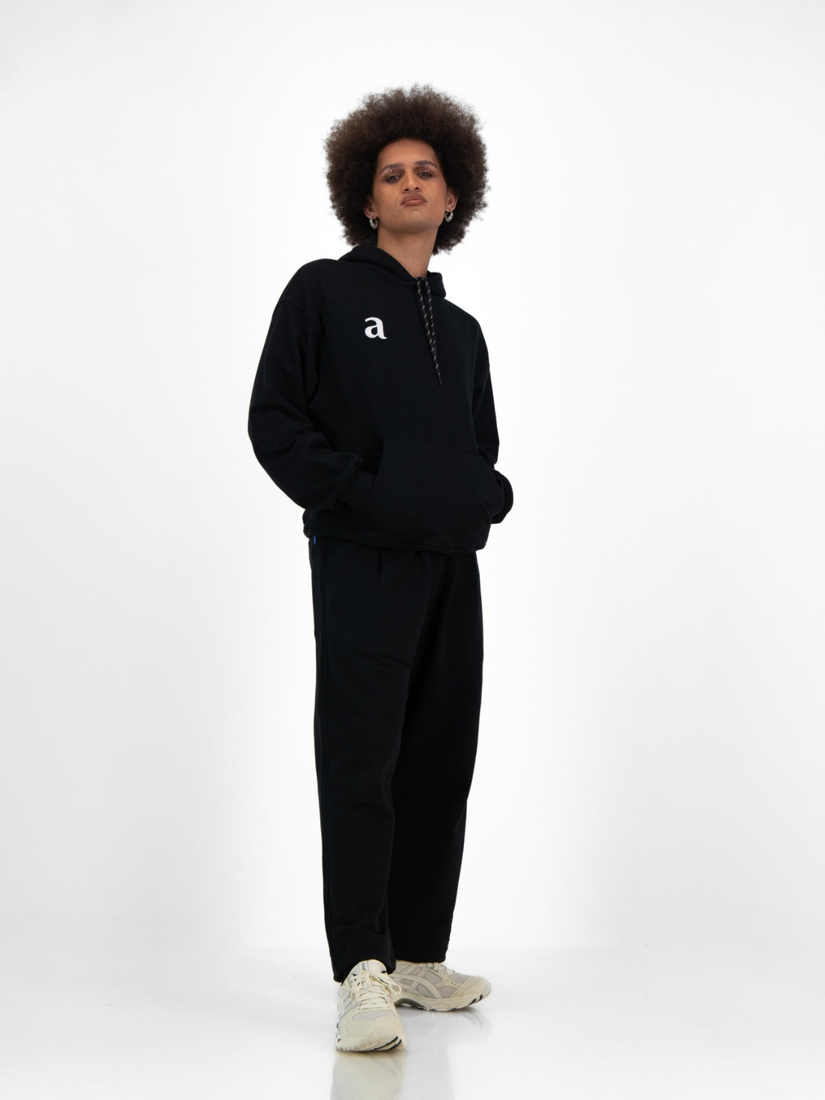 Cropped Cocoon Track- Black.