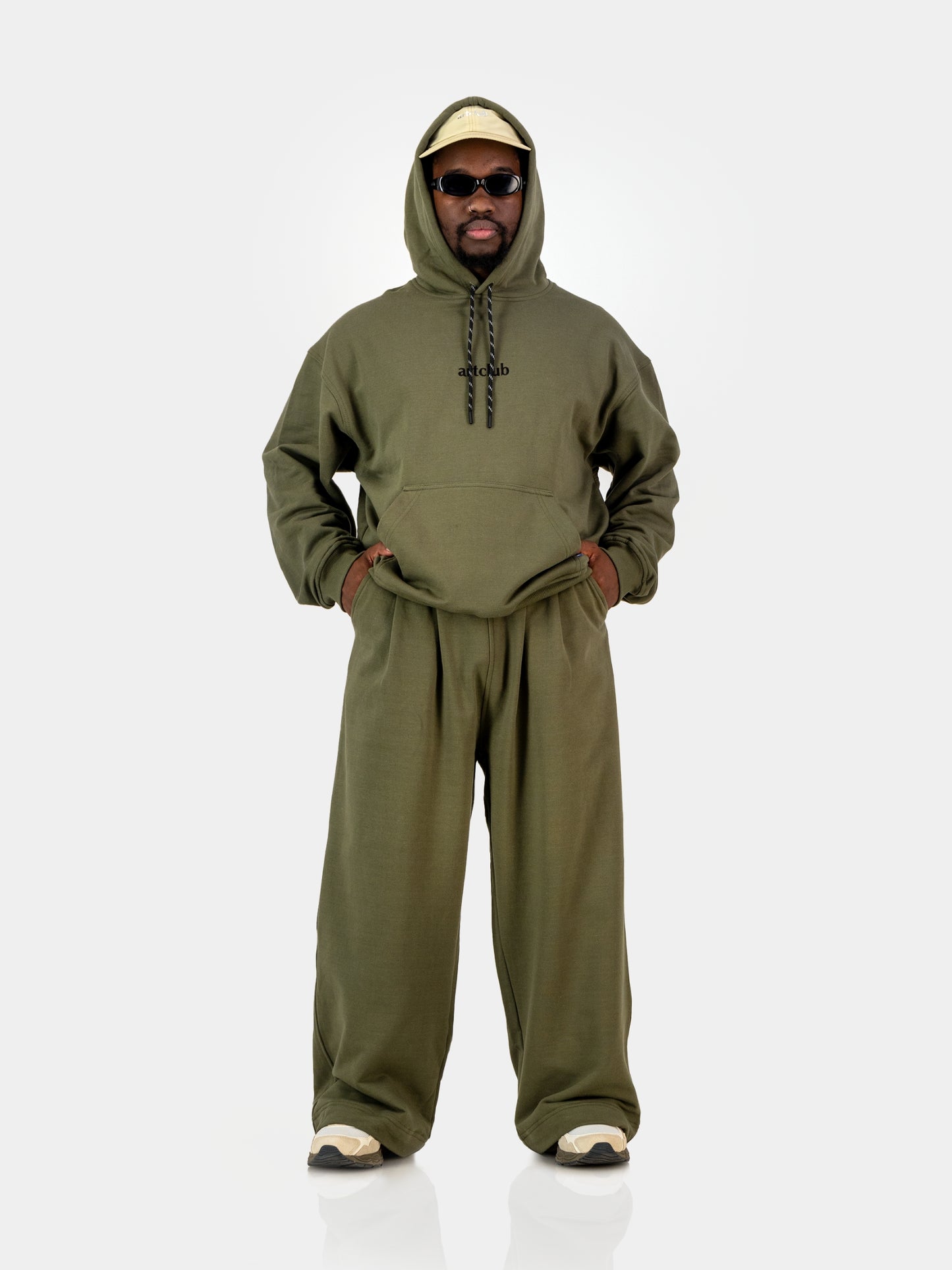 Studio Hoodie - Olive